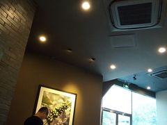 大堂-星巴克(南京弘阳购物中心店)