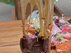 -Dragon Pizza•圆脸龙披萨·牛排餐厅