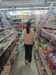 -百荣二期玩具城
