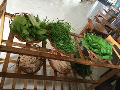 -阿婆情腊排骨火锅(金虹路店)