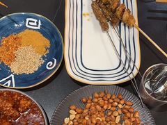 -许哥东北烧烤·铁丳烤串·宫后夹肉(繁花中心店)