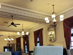 -Salon de Ville浦江汇(上海外滩华尔道夫酒店店)