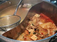 -左庭右院鲜牛肉火锅(浦江欢乐颂店)