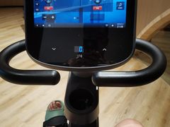 -涨巢·潮玩水疗局