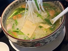 蒙自过桥米线-南蛮子(进贤路店)