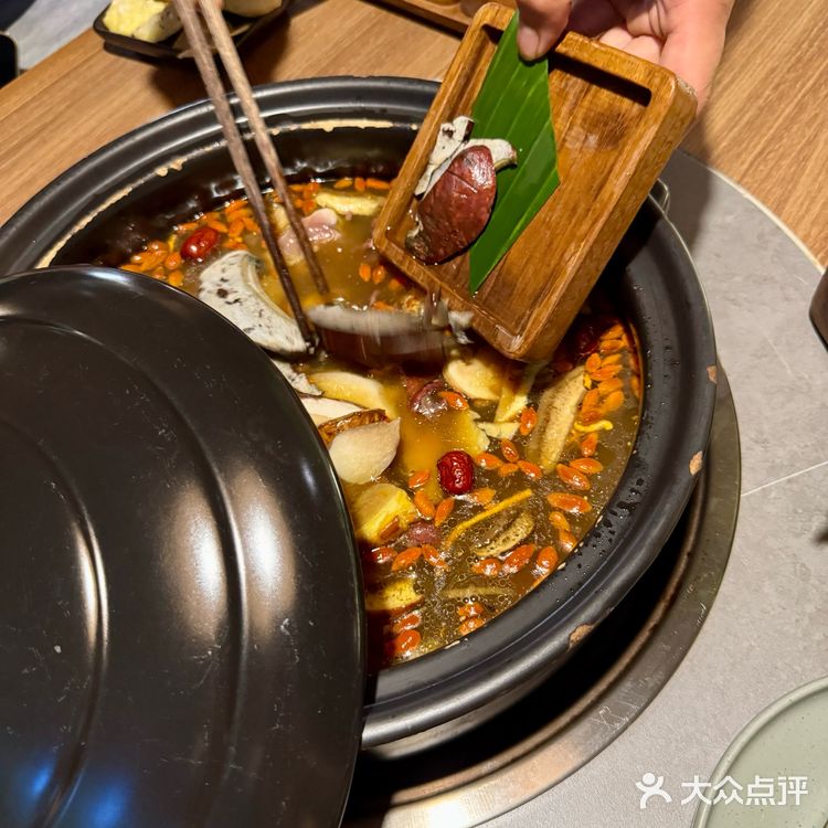 版纳纯野生菌火锅鲜到我想原地定居 谁懂啊