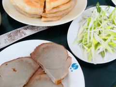 -李连贵酒家熏肉大饼(昆明街店)