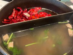 草本鸳鸯锅-盡膳口福跷脚牛肉火锅(晶耀前滩店)