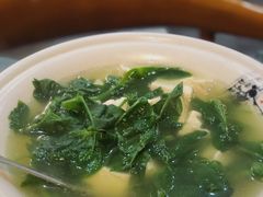 豆尖豆腐汤-海韵人家.海景花园经典云南菜(双廊店)