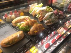 -星巴克(杭州西湖银泰1F店)
