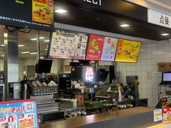 -麦当劳(假日广场店)