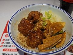 -串串叔叔麻辣烫(铜锣湾店)