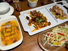 -隔壁老王·家常云南菜(花巷店)