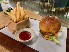 特制牛肉汉堡-EN SPACE恩空间