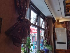 靠窗位-玛禄藏膳(五分店)