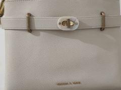 -CHARLES&KEITH(北京apm店)
