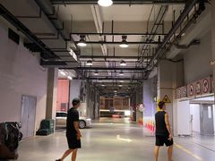 -大宁国际商业广场-地下停车库