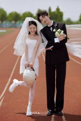 -至臻微拉婚纱摄影