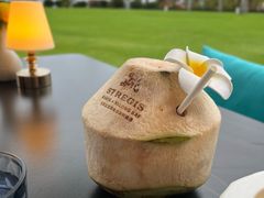 -三亚亚龙湾瑞吉酒店·宴悦Driftwood·游水海鲜·牛排·草坪·私人定制