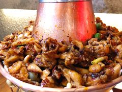 -炉小二铜锅牛蛙•川湘菜(三里屯店)