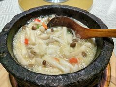 石锅小煮鲜杂菌-敏珠拉姆藏餐·南京厨房(富春江东街店)