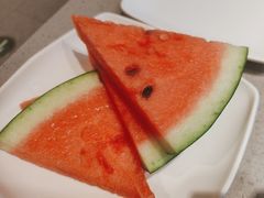 -海底捞火锅(新松江路生日主题店)