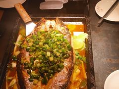 -夯鱼烤鱼·尔滨地标美食(国展店)