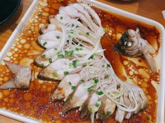 清蒸武昌鱼-莲餐厅·湖北菜·藕汤是头牌(愚园路店)