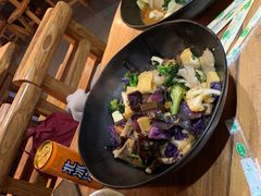 -万记麻辣烫国展总店