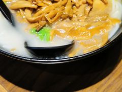 -老妈米线(港龙店)