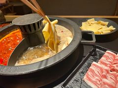 -晓宇重庆火锅(西安荟聚店)