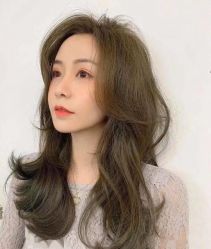 -时尚殿堂明星门店
