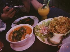 -Dash Teak House