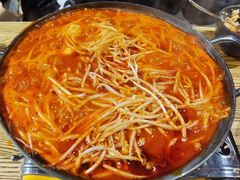 -吴草鸡爪오초닭발韩食堂(融恒盈嘉中心店)