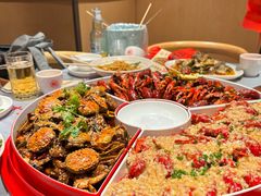 -肥肥虾庄·金牌油焖大虾(汉街SKP店)