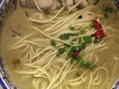 -轻捞慢起面馆(新世界百货店)