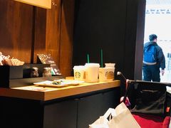 -星巴克(广州南站A18检票口楼上)