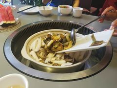 -野菌园·野生菌火锅首创第一家(关兴路总店)
