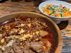 盐帮水煮牛肉-懒人盐府人家·自贡大麻鱼(安贞店)
