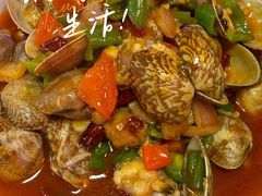 -海盗船. 龙虾烧烤. 酒馆