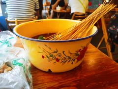 -拈签一笑黄牛肉辣卤串串