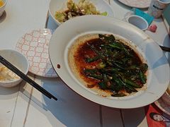 -阿瓦山寨·湘菜现炒·剁椒鱼头王(咸阳总店)