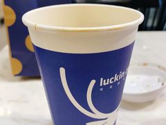 -瑞幸咖啡(凤凰海负一楼美食街店)