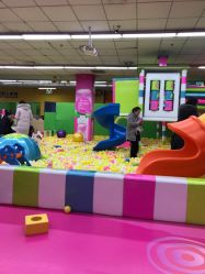 -孩子王(盐城宝龙广场店)