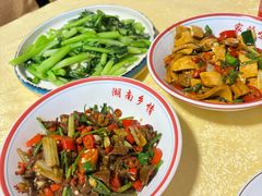 -湖南乡情湘菜馆(罗湖店)