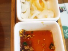 -鲁南仔·滕州炒鸡(经三路店)