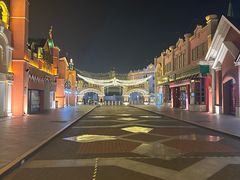 -泰达航母主题公园