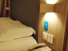 -汉庭(上海虹桥机场新店)