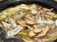 -菌之家·专业纯野生菌火锅·特色炒菌