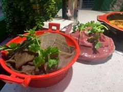 -钢管厂五区小郡肝串串香(奥克斯广场锦城万达店)